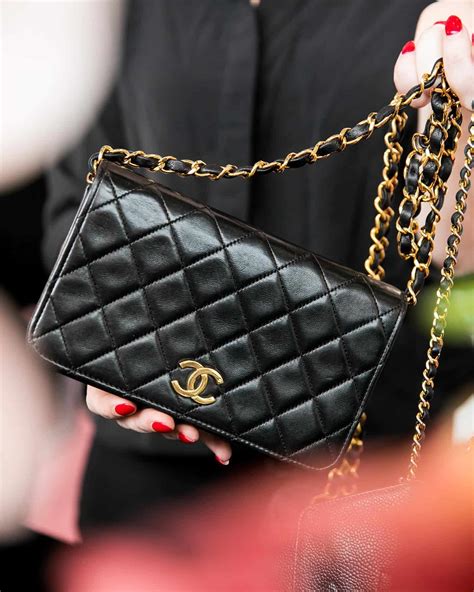 best place to buy a chanel bag in paris|Chanel bag vintage Paris.